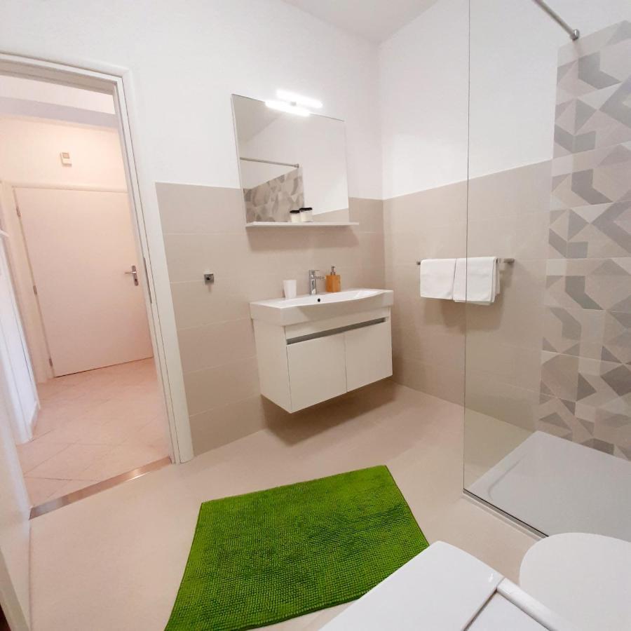 Apartman Tara&Iva เวอร์ซาร์ ภายนอก รูปภาพ